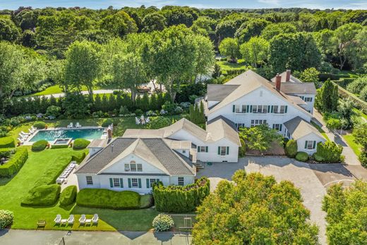Detached House in Southampton, Suffolk County