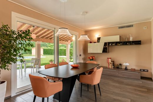 Villa - Capannori, Provincia di Lucca