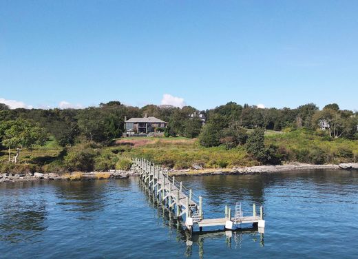 Vrijstaand huis in Jamestown, Newport County