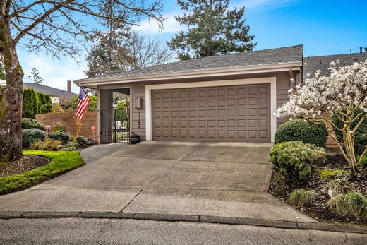 Apartment in Wilsonville, Clackamas County