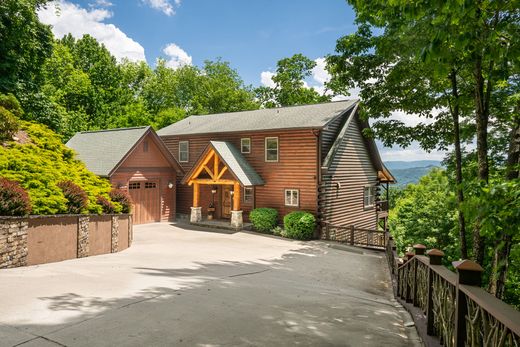 Einfamilienhaus in Waynesville, Haywood County
