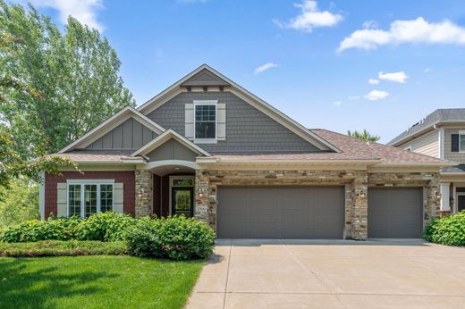 Detached House in Blaine, Anoka County