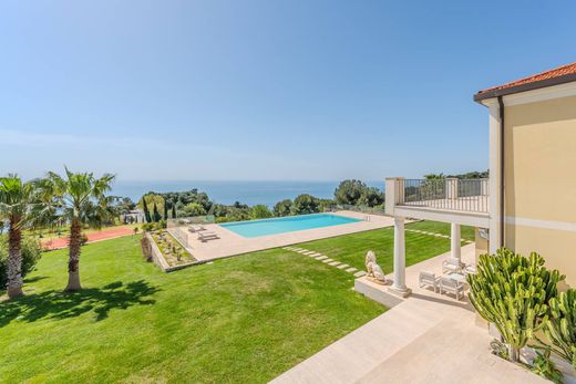 Villa in Cipressa, Provincia di Imperia