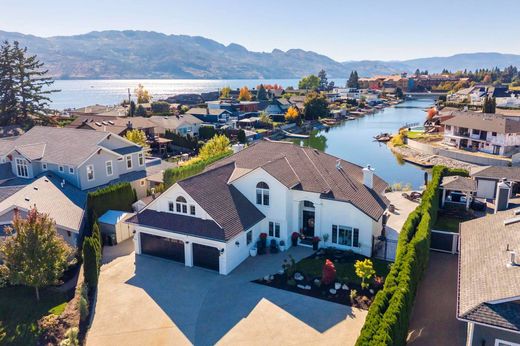 Casa en West Kelowna, Regional District of Central Okanagan