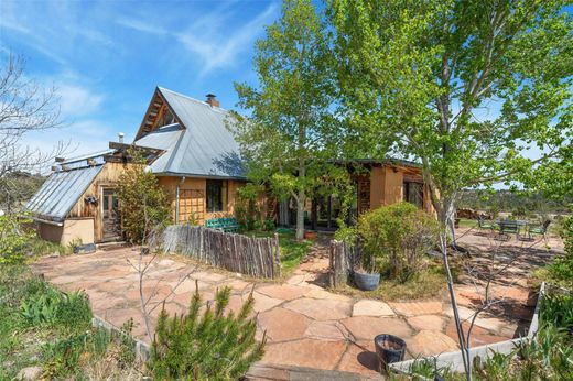 Detached House in Truchas, Rio Arriba County