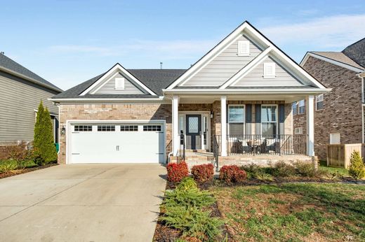 Einfamilienhaus in Spring Hill, Maury County