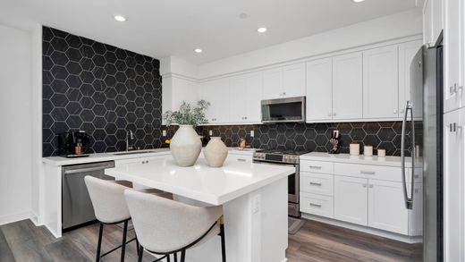 Apartment in Anaheim, Orange County