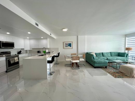 Apartment in Key Biscayne, Miami-Dade