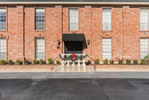 Apartment in San Antonio, Bexar County