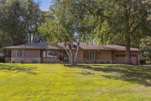 Detached House in Edina, Hennepin County