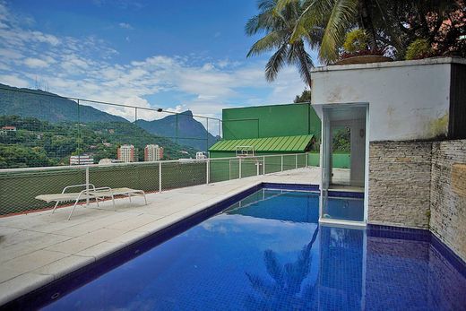 Luxury home in Rio de Janeiro