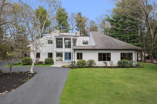 Luxury home in Lincoln, Providence County