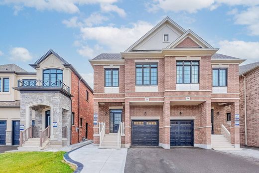 Townhouse in Brampton, Ontario