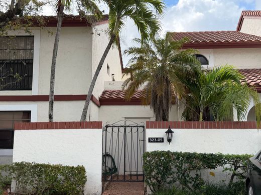 Luxury home in Miami Beach, Miami-Dade