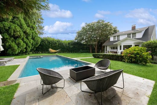 Detached House in Southampton, Suffolk County