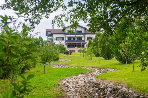 Casa Unifamiliare a Țipărești, Comuna Cocorãştii Mislii