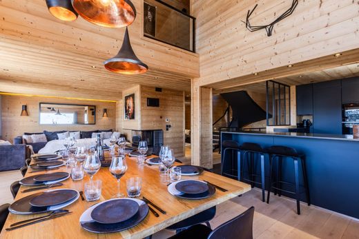 Detached House in Alpe d'Huez, Isère