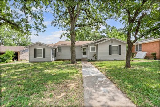 Casa Independente - Fort Worth, Tarrant County