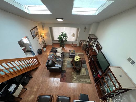 Townhouse in Nanuet, Rockland County