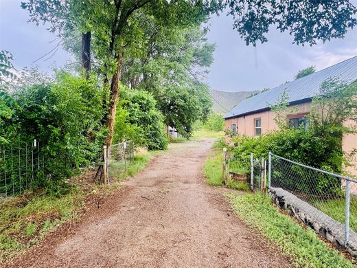 Vrijstaand huis in Velarde, Rio Arriba County