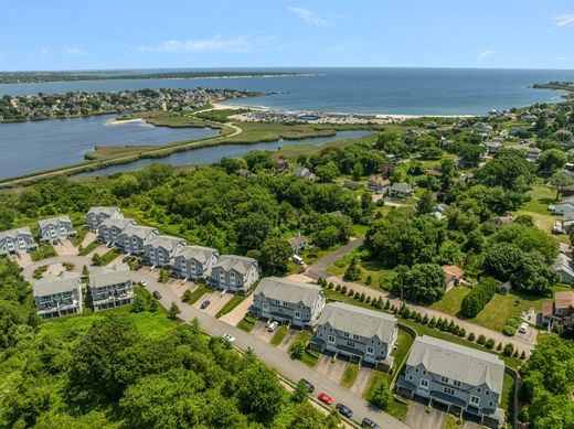 Apartment in Narragansett, Washington County