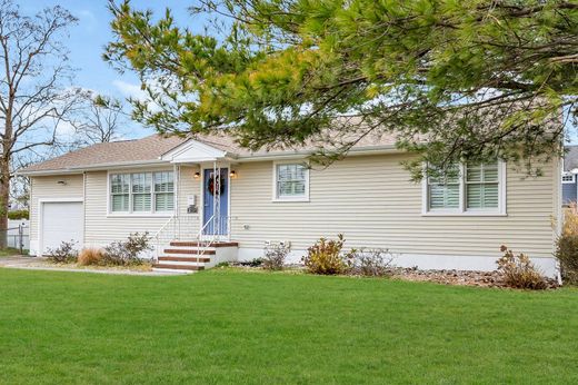 Casa Unifamiliare a Spring Lake Heights, Monmouth County