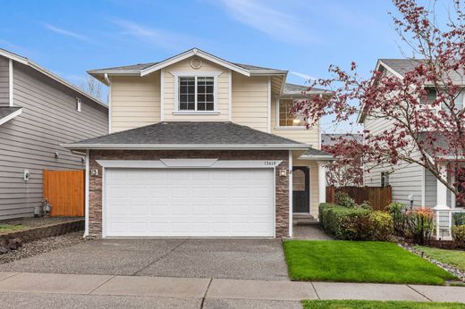 Apartment in Mill Creek, Snohomish County