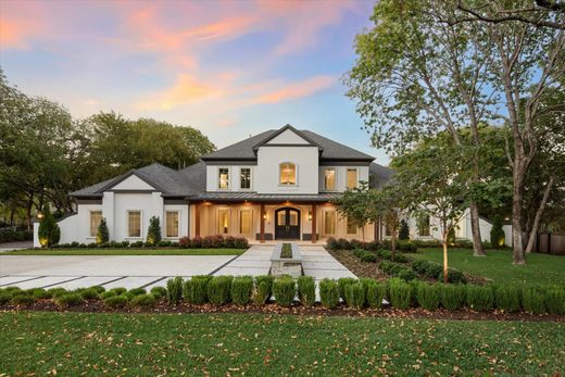 Detached House in Flower Mound, Denton County