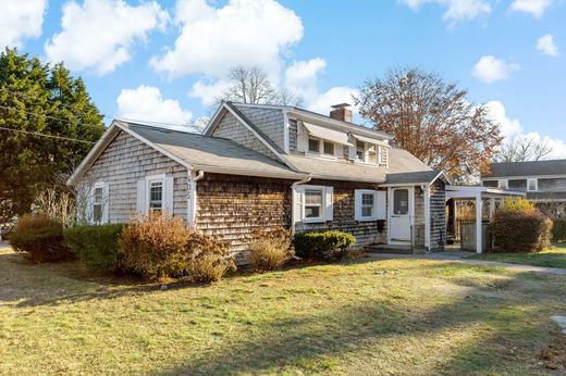 Detached House in East Falmouth, Barnstable County