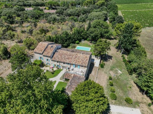 Casa Unifamiliare a Saint-Didier, Vaucluse