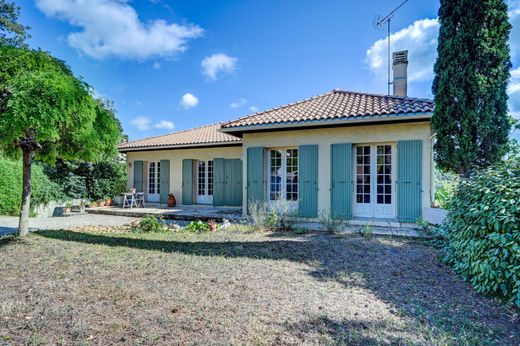 Einfamilienhaus in Bouc-Bel-Air, Bouches-du-Rhône