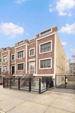 Townhouse in Brooklyn, Kings County