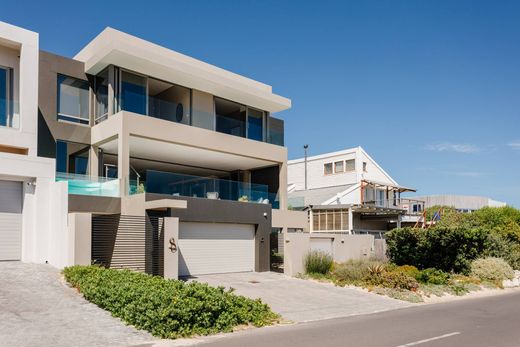 Detached House in Kommetjie, City of Cape Town