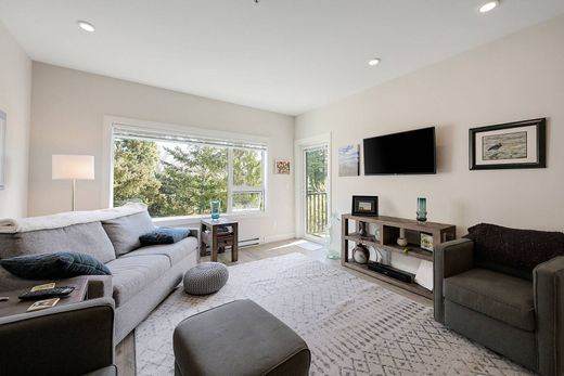 Apartment in View Royal, Capital Regional District
