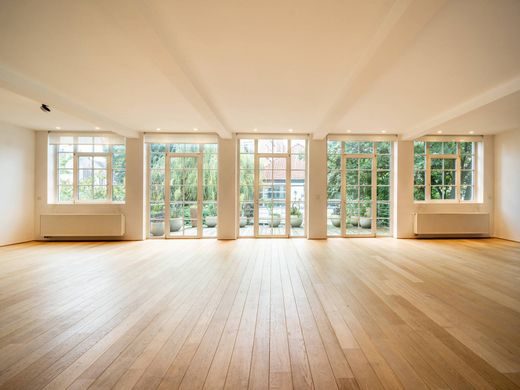 Apartment in Ixelles-Elsene, Brussels Capital Region