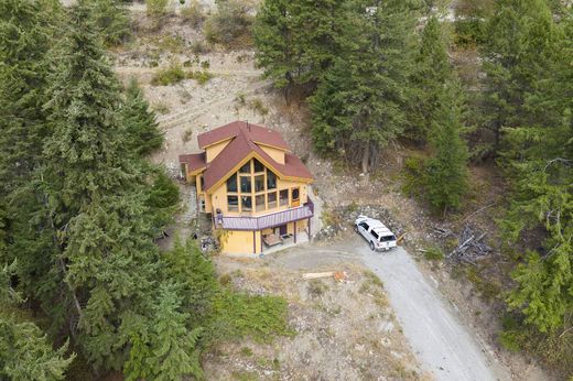 Maison individuelle à Vernon, Regional District of North Okanagan