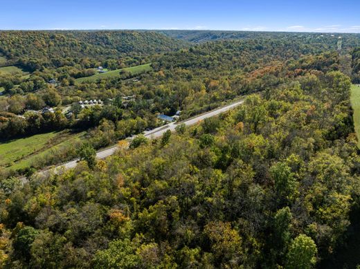 Grond in Augusta, Bracken County
