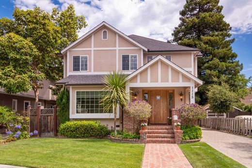 Luxury home in Burlingame, San Mateo County