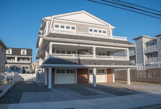 Townhouse in Avalon, Cape May County