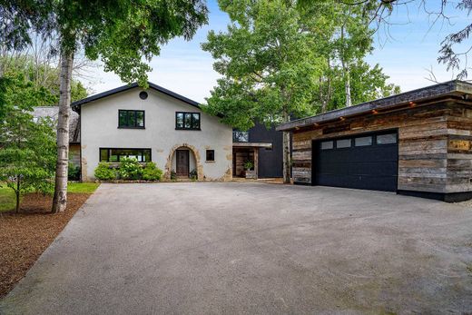 Collingwood, Ontarioの一戸建て住宅