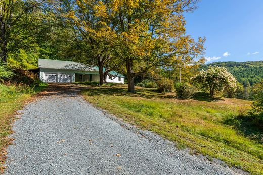 Woodstock, Windsor Countyの一戸建て住宅