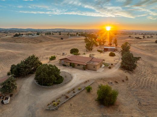 ‏בית חד-משפחתי ב  Creston, San Luis Obispo County