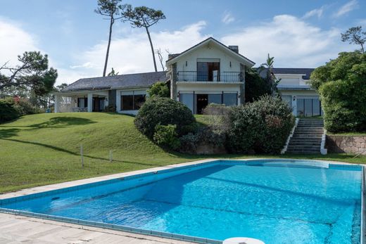 Vrijstaand huis in Punta del Este, Punta Del Este