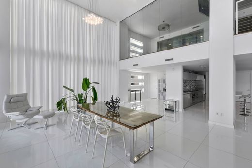 Apartment in Miami, Miami-Dade