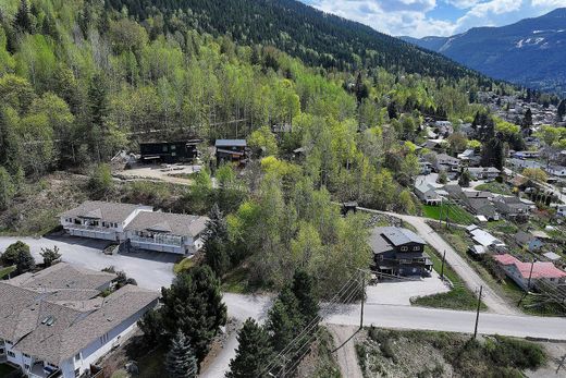 地皮  Nelson, Regional District of Central Kootenay