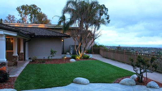 Claremont, Los Angeles Countyの一戸建て住宅