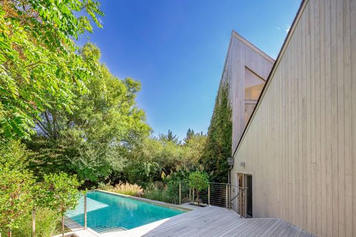 Detached House in Amagansett, Suffolk County