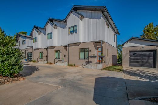 Apartment / Etagenwohnung in Bentonville, Benton County