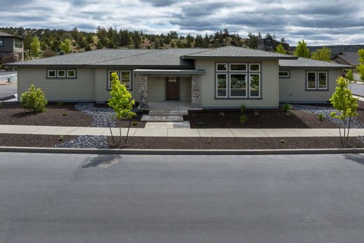 Luxury home in Prineville, Crook County
