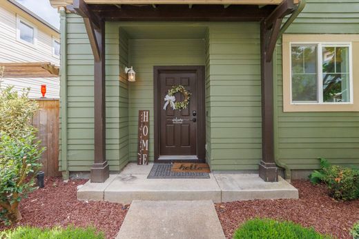 Luxus-Haus in Eugene, Lane County